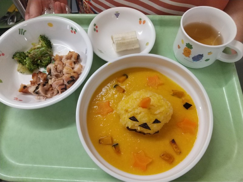 給食