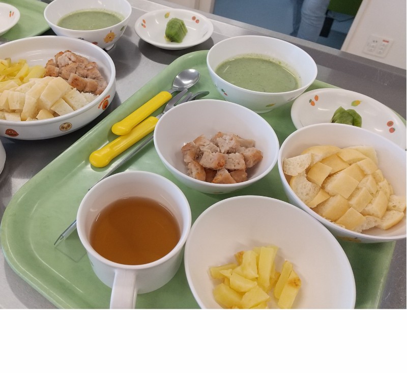 給食